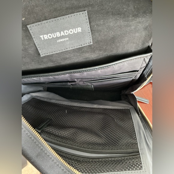 Troubadour KI Black Backpack - Picture 5 of 9